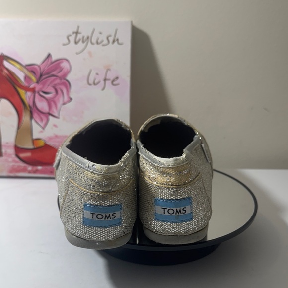 TOMS Sparkling Silver Slip-Ons - Women’s Size 7.5 - Picture 4 of 8